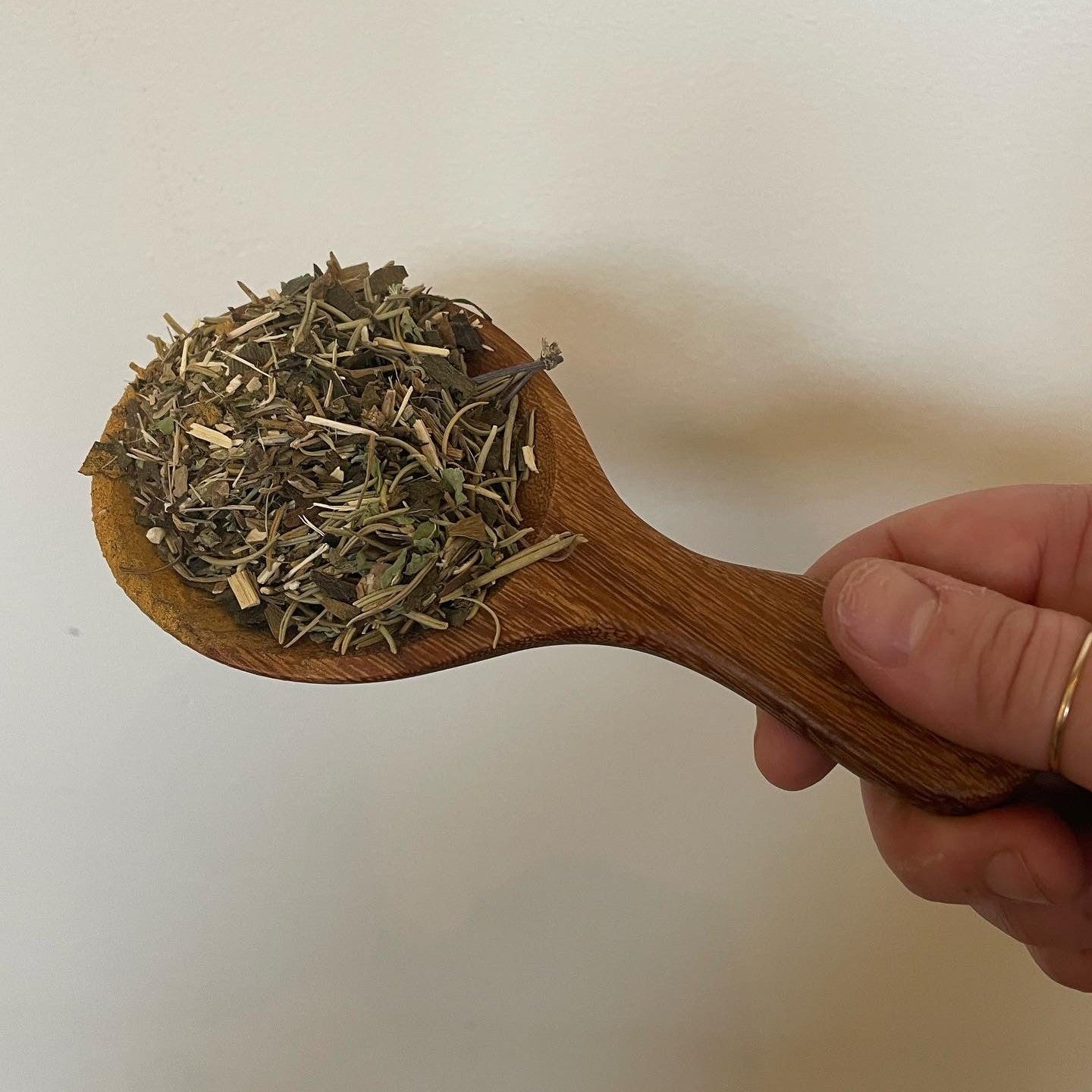 Rosewood + Silver Clear Waters Herbal Tea